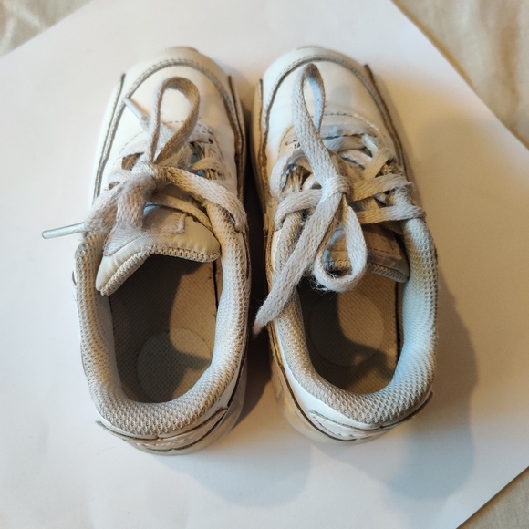 Boys size 9c NikeWhite Air Max 90 LTR BT - Picture 3 of 4